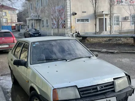 ВАЗ (Lada) 21099 1998 года за 550 000 тг. в Атырау – фото 3