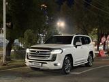 Toyota Land Cruiser 2023 года за 53 500 000 тг. в Алматы – фото 2
