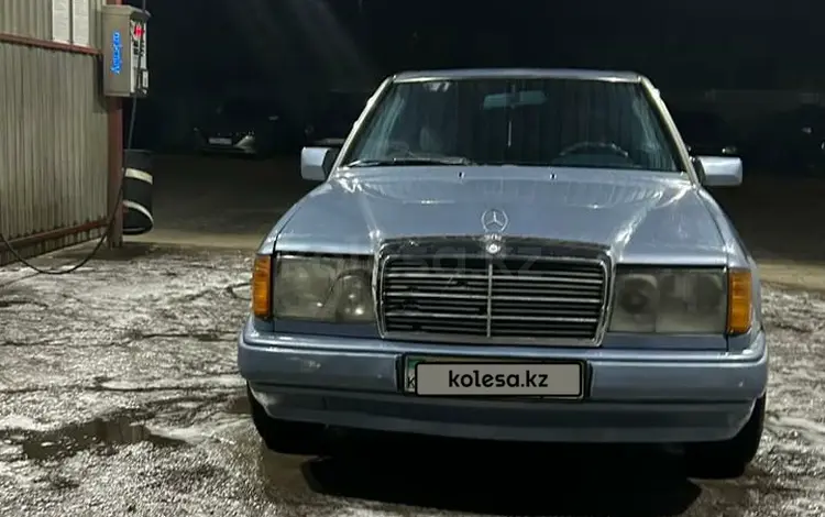 Mercedes-Benz E 230 1988 годаүшін1 300 000 тг. в Караганда