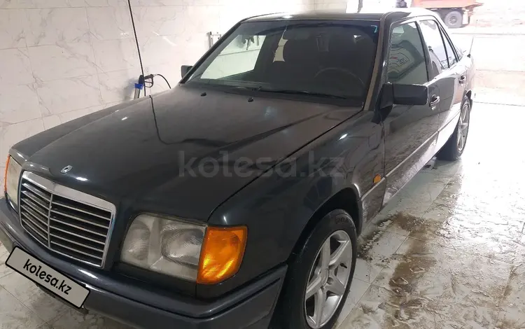 Mercedes-Benz E 200 1995 года за 2 400 000 тг. в Актобе