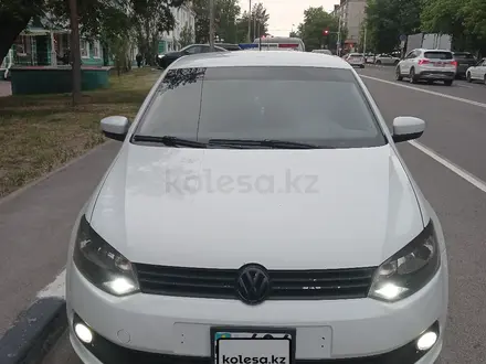 Volkswagen Polo 2015 года за 3 800 000 тг. в Костанай – фото 3