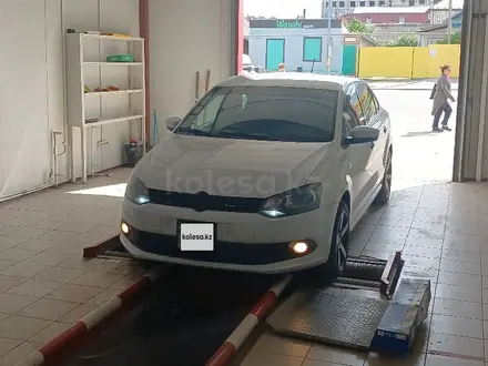 Volkswagen Polo 2015 года за 3 800 000 тг. в Костанай – фото 4