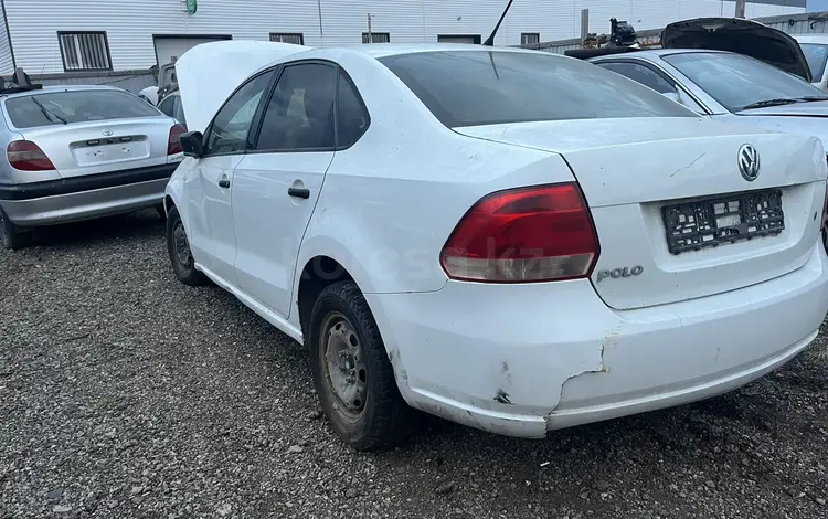 Volkswagen Polo 2014 года за 1 657 646 тг. в Актобе