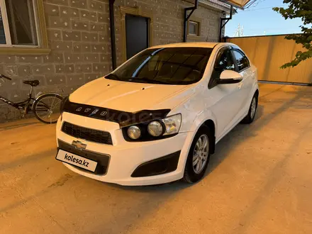 Chevrolet Aveo 2015 года за 3 800 000 тг. в Атырау – фото 15