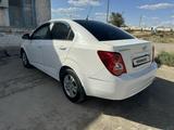 Chevrolet Aveo 2015 года за 3 700 000 тг. в Атырау – фото 4