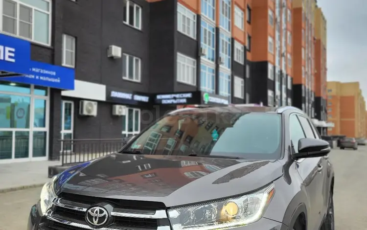 Toyota Highlander 2016 года за 10 900 000 тг. в Актобе