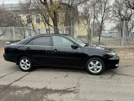 Toyota Camry 2003 года за 3 800 000 тг. в Алматы – фото 2