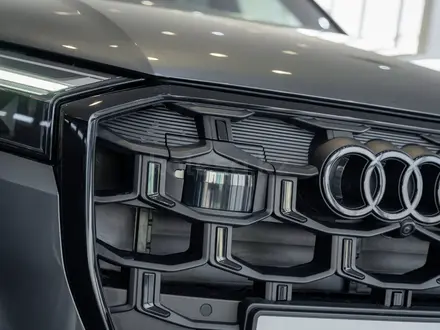Audi Q7 55 TFSI 2024 года за 61 450 000 тг. в Алматы – фото 18