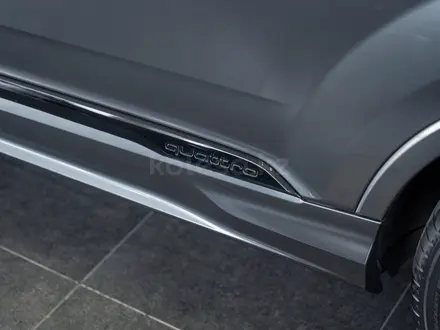 Audi Q7 55 TFSI 2024 года за 61 450 000 тг. в Алматы – фото 23