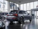 Audi Q7 55 TFSI 2024 года за 63 140 000 тг. в Алматы – фото 5
