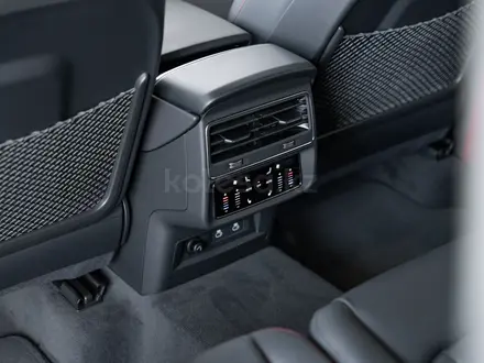 Audi Q7 55 TFSI 2024 года за 61 450 000 тг. в Алматы – фото 52