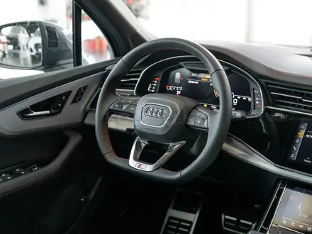 Audi Q7 55 TFSI 2024 года за 61 450 000 тг. в Алматы – фото 33