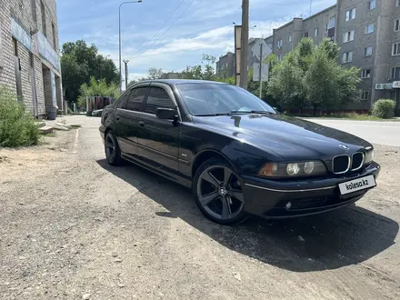 BMW 528 1998 года за 3 500 000 тг. в Семей – фото 3