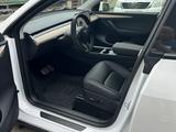 Tesla Model Y 2021 года за 16 000 000 тг. в Алматы – фото 5