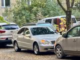 Mercedes-Benz C 200 2002 года за 3 000 000 тг. в Караганда – фото 4