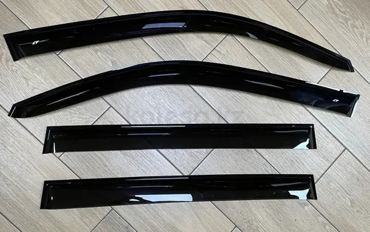 Ветровики на Toyota Land Cruiser Prado 120, 150 2002-2022 за 1 000 тг. в Алматы