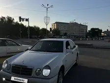 Mercedes-Benz E-Class, 1996