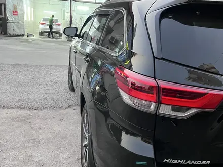 Toyota Highlander 2019 года за 18 000 000 тг. в Алматы – фото 8