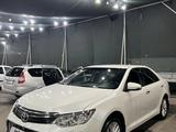 Toyota Camry 2015 годаүшін12 700 000 тг. в Шымкент – фото 2