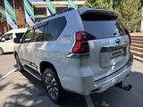 Toyota Land Cruiser Prado 2023 года за 30 200 000 тг. в Алматы – фото 3
