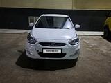 Hyundai Accent 2013 года за 3 500 000 тг. в Уральск – фото 2