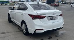 Hyundai Solaris 2018 года за 5 000 000 тг. в Атырау – фото 2