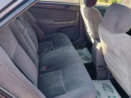 Toyota Camry 2002 года за 3 500 000 тг. в Уральск – фото 21