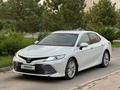 Toyota Camry 2019 года за 14 600 000 тг. в Шымкент