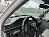 Mercedes-Benz E 230 1992 года за 1 450 000 тг. в Алматы – фото 2