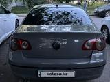 Volkswagen Passat 2005 года за 3 500 000 тг. в Алматы