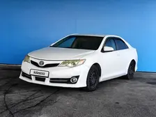 Toyota Camry, 2012