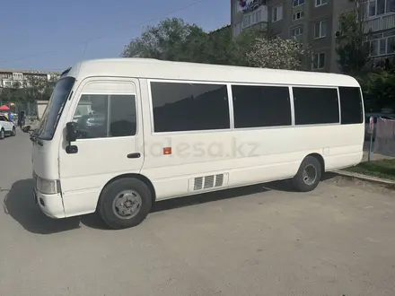 Toyota  Coaster 2010 года за 12 000 000 тг. в Атырау – фото 4