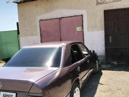 Mercedes-Benz E 230 1992 года за 1 100 000 тг. в Тараз