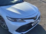 Toyota Camry 2019 года за 13 000 000 тг. в Караганда