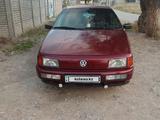 Volkswagen Passat 1991 годаfor850 000 тг. в Тараз