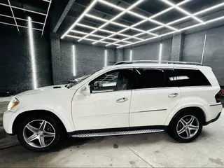 Mercedes-Benz GL 500