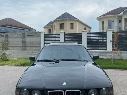 BMW 525 1993 года за 3 350 000 тг. в Шымкент
