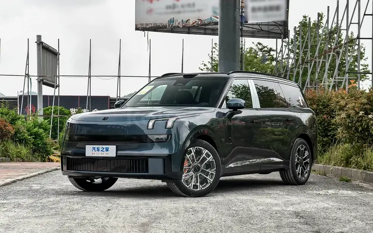 Lynk & Co 900 1.5T Ultra 2026 года за 34 000 000 тг. в Алматы