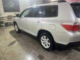 Toyota Highlander 2013 годаfor11 700 000 тг. в Караганда – фото 4