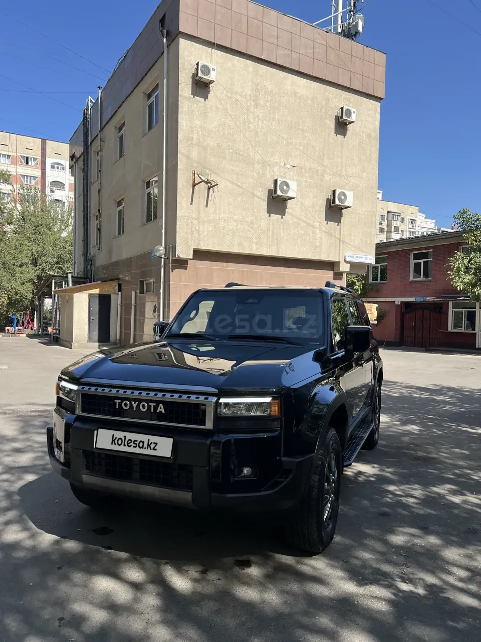 Toyota Land Cruiser Prado, 2025