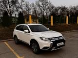 Mitsubishi Outlander 2019 года за 7 500 000 тг. в Алматы – фото 4