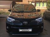 Toyota RAV4 2019 года за 13 500 000 тг. в Астана – фото 2