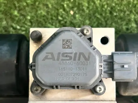 Насос Регулировки Подвески (Гидроаккумулятор) на Toyota за 100 000 тг. в Атырау – фото 2