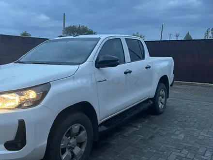 Toyota Hilux 2020 года за 16 800 000 тг. в Актобе – фото 3