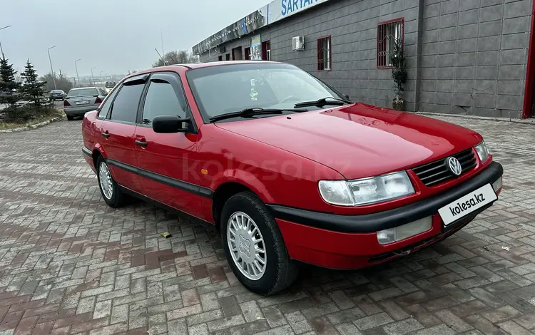 Volkswagen Passat 1994 годаүшін2 150 000 тг. в Темиртау