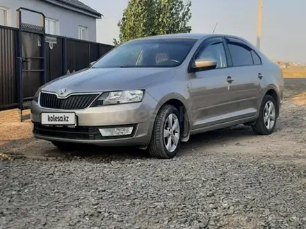 Skoda Rapid 2014 года за 4 500 000 тг. в Уральск