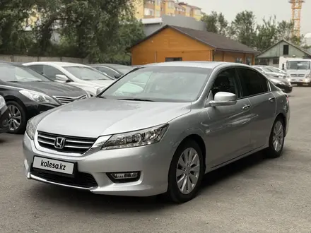 Honda Accord 2014 года за 8 000 000 тг. в Алматы – фото 4