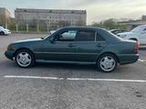 Mercedes-Benz C 200 1995 годаүшін1 700 000 тг. в Караганда – фото 2