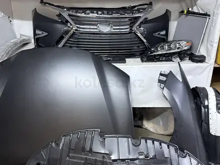 Капот на Lexus за 95 000 тг. в Алматы