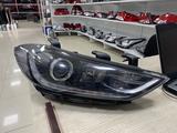 Фара правая Hyundai Elantra за 280 000 тг. в Костанай
